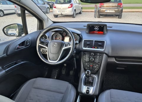Opel Meriva - główne